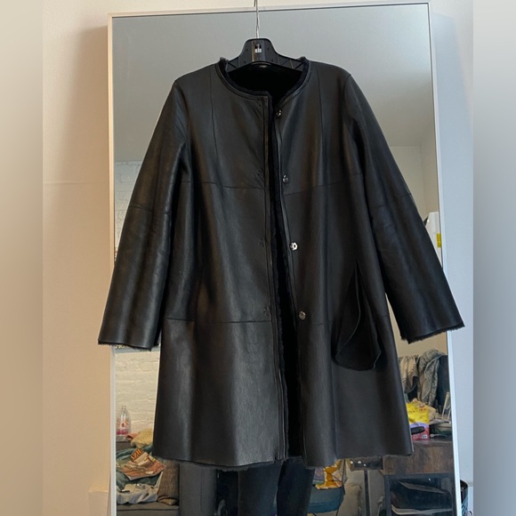 Pologeorgis Black Shearling Reversible Coat $2,900+ retail ! - Picture 2 of 12